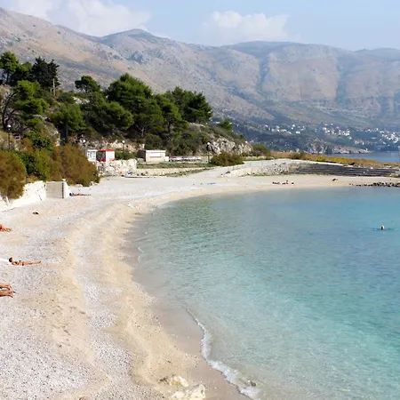 Apartment Family Friendly Apartments With A Swimming Pool Kupari, Dubrovnik - 22645 *